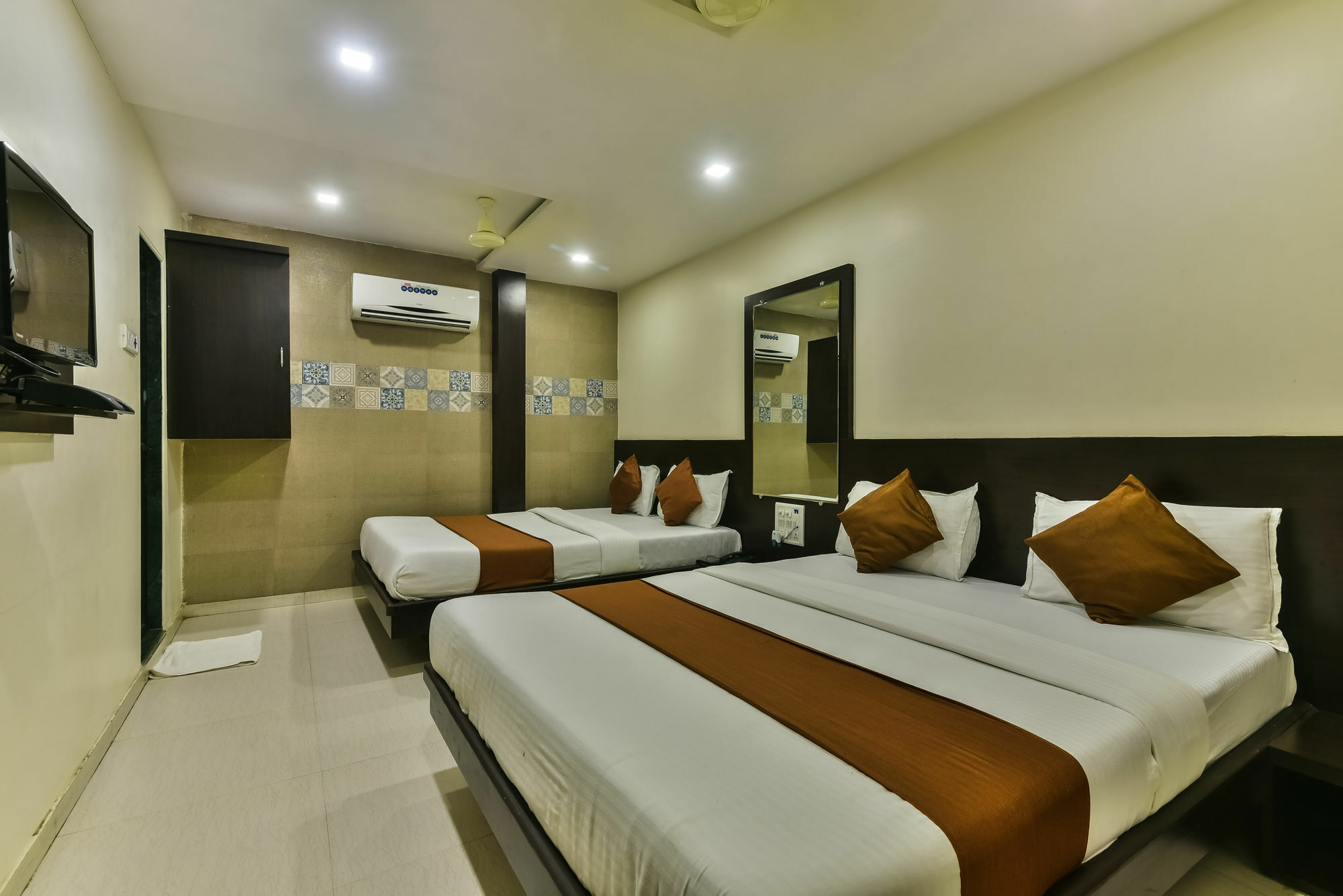 Hotel Guestinn Residency 뭄바이 외부 사진
